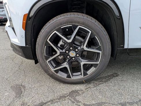 New 2026 Chevrolet Traverse High Country image 10