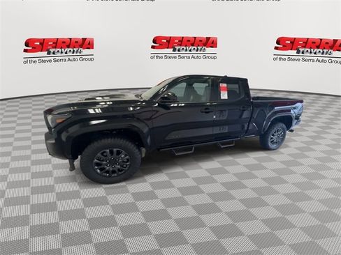 New 2025 Toyota Tacoma TRD Sport image 5