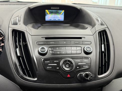 Used 2017 Ford Escape SE FWD image 33