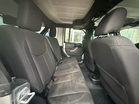 Used 2017 Jeep Wrangler Unlimited Sport w/ Quick Order Package 24S image 13