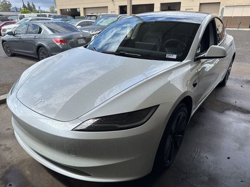 Used 2025 Tesla Model 3 Long Range image 1