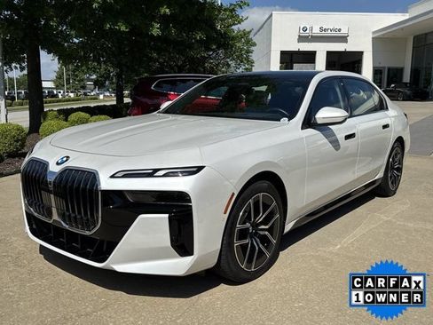 Used 2025 BMW 740i xDrive AWD/4WD image 1
