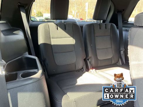 Used 2017 Ford Explorer XLT image 20