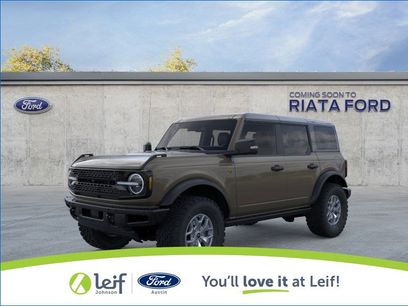 New 2025 Ford Bronco Badlands w/ Black Appearance Package