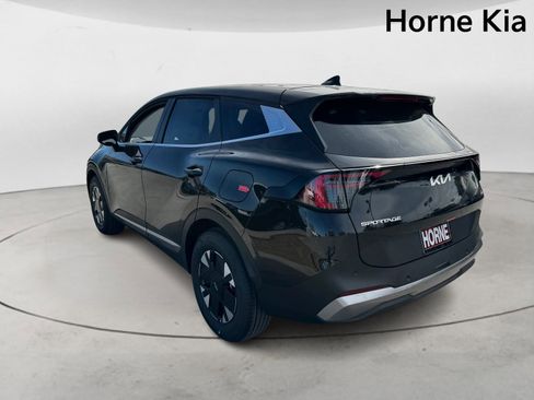 New 2026 Kia Sportage LX FWD image 6