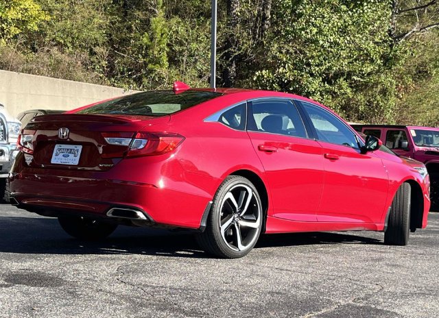 Used 2019 Honda Accord Sport image 3