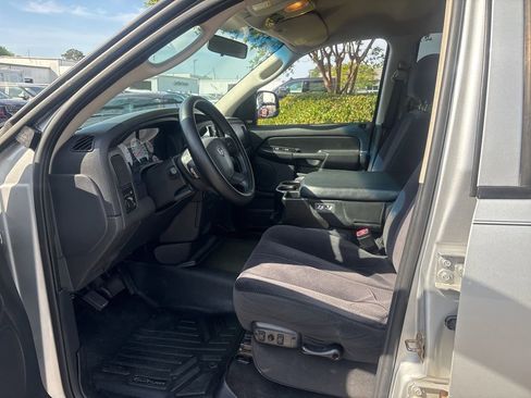 Used 2004 Dodge Ram 1500 Truck SLT w/ Quad Cab Value Group RWD image 15