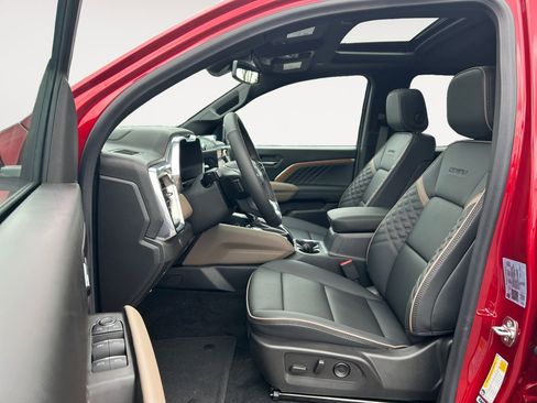 New 2026 GMC Canyon Denali image 15