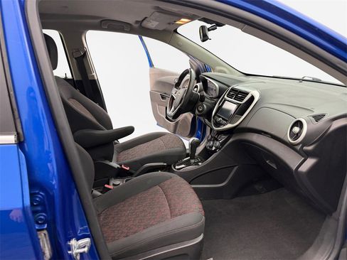 Used 2017 Chevrolet Sonic LT image 24