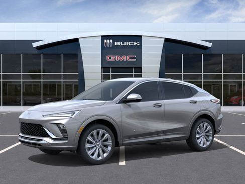 New 2026 Buick Envista Avenir FWD image 2