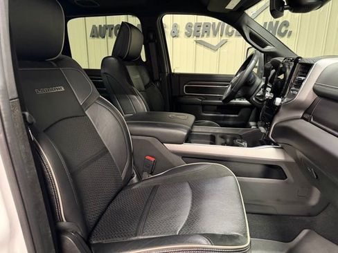 Used 2024 RAM 2500 Laramie w/ Night Edition image 28