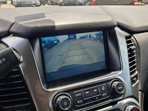 Used 2019 Chevrolet Tahoe LS w/ All-Season Package RWD image 13