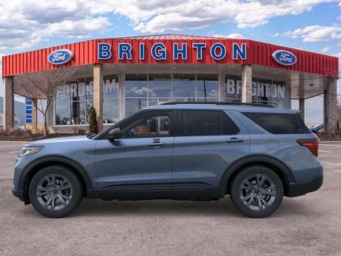 Used 2026 Ford Explorer Active w/ Active Comfort Package AWD/4WD image 2