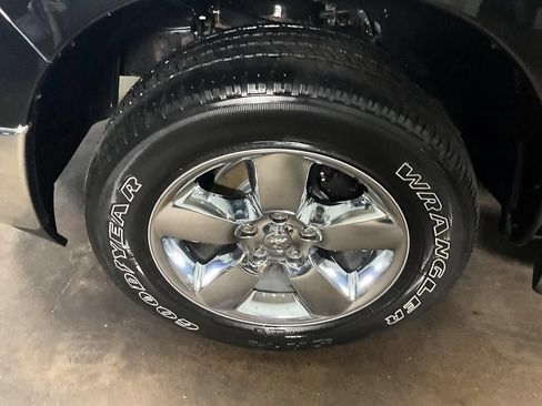 Used 2017 RAM 1500 Big Horn AWD/4WD image 14