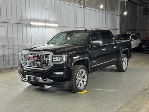 Used 2017 GMC Sierra 1500 Denali w/ Denali Ultimate Package AWD/4WD image 1