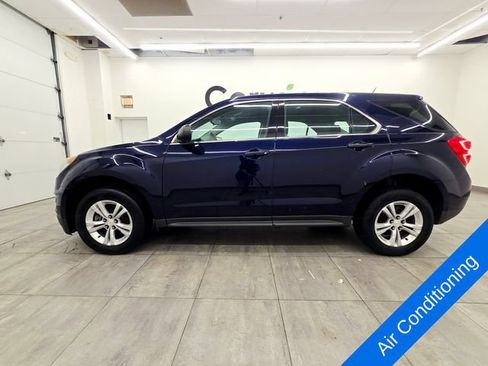 Used 2017 Chevrolet Equinox LS FWD image 2
