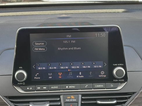 Used 2025 Nissan Altima 2.5 SV image 20