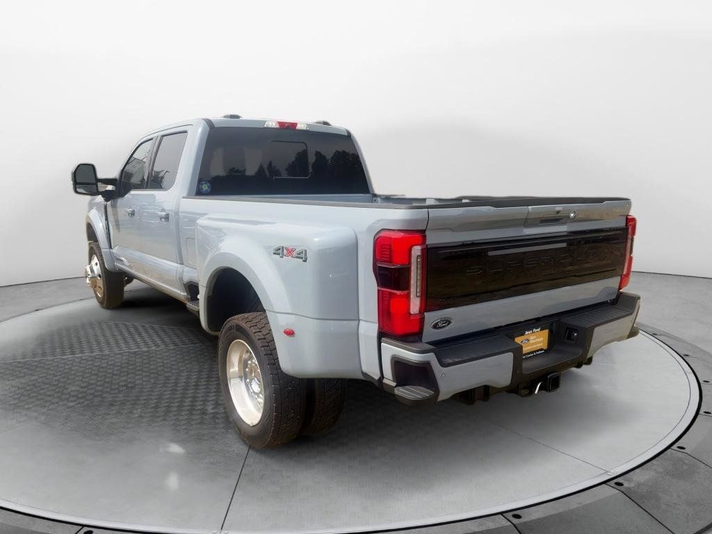 Used 2026 Ford F450 Platinum AWD/4WD image 3