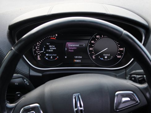 Used 2016 Lincoln MKX Select w/ Select Plus Package image 8