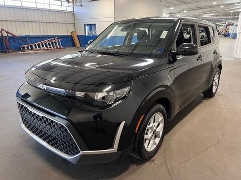 Used 2024 Kia Soul LX w/ Option Group 015 image 7