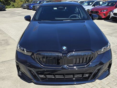 New 2026 BMW 530i w/ M Sport Package RWD image 2