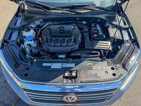 Used 2020 Volkswagen Passat 2.0T SE FWD image 18