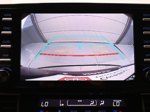 Certified 2022 Toyota Sienna LE FWD image 20
