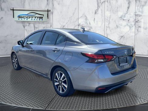 Used 2021 Nissan Versa SV image 6