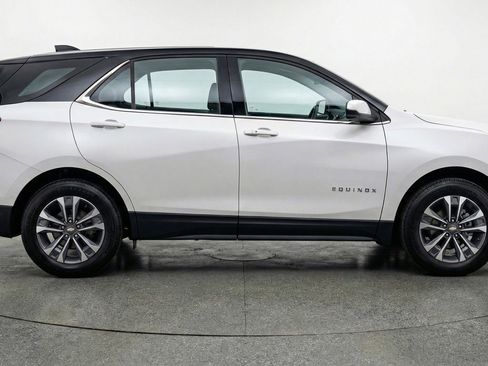 Used 2025 Chevrolet Equinox LT FWD image 11