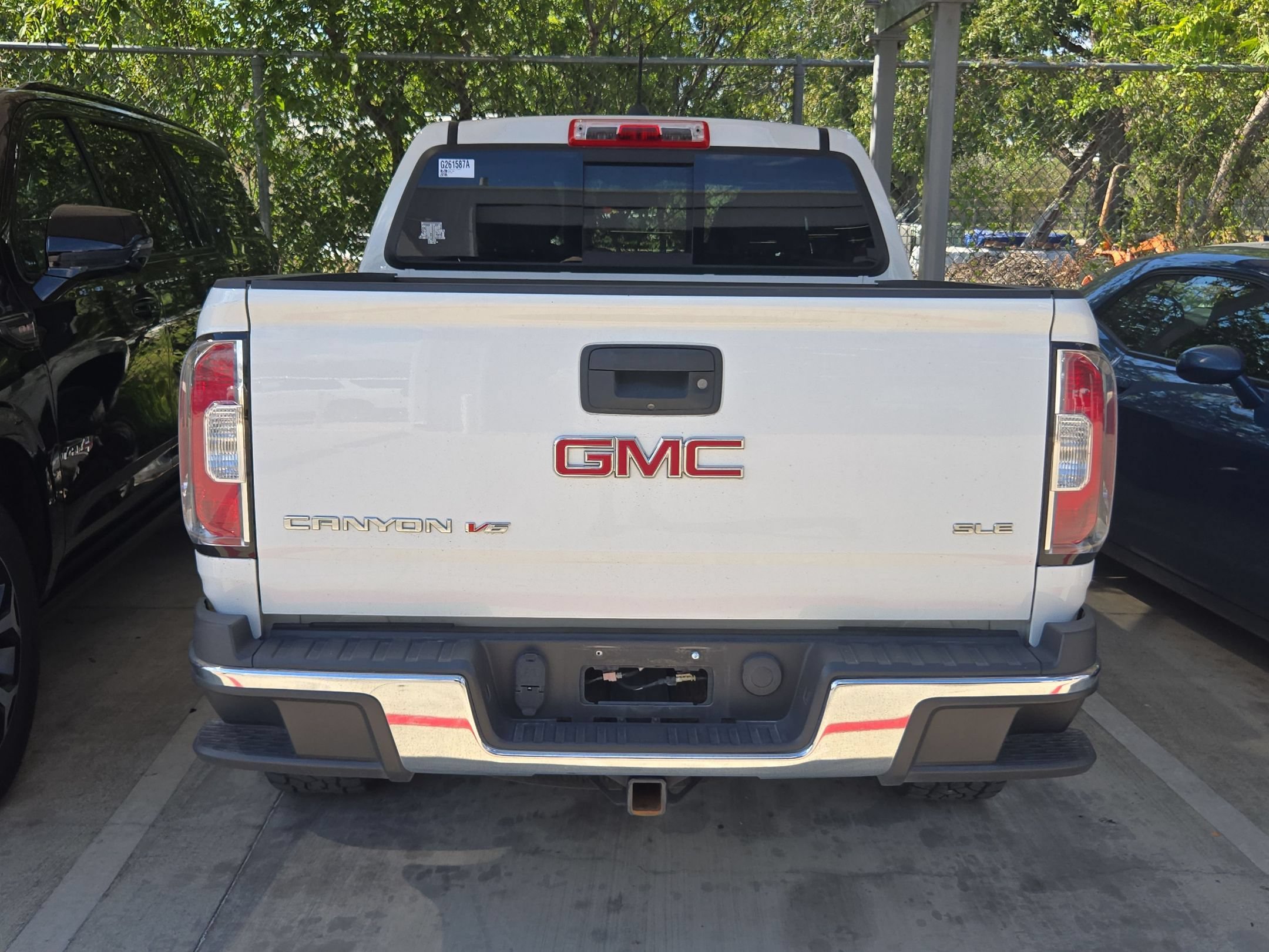 Used 2020 GMC Canyon SLE w/ Elevation Edition RWD image 5