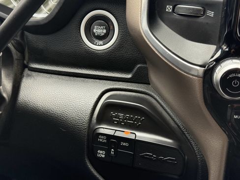 Used 2019 RAM 3500 Laramie AWD/4WD image 36