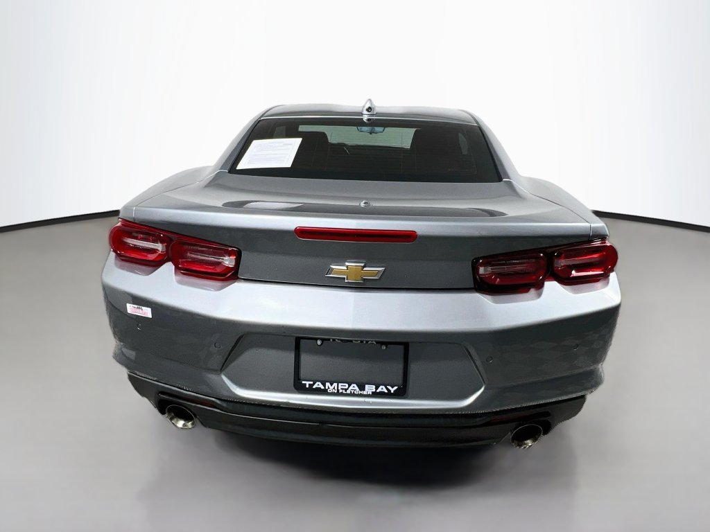 Used 2024 Chevrolet Camaro LT RWD image 4