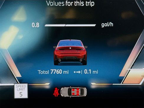 Used 2025 BMW 330i Sedan w/ M Sport Package image 12