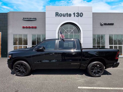 Used 2023 RAM 1500 Laramie AWD/4WD image 5