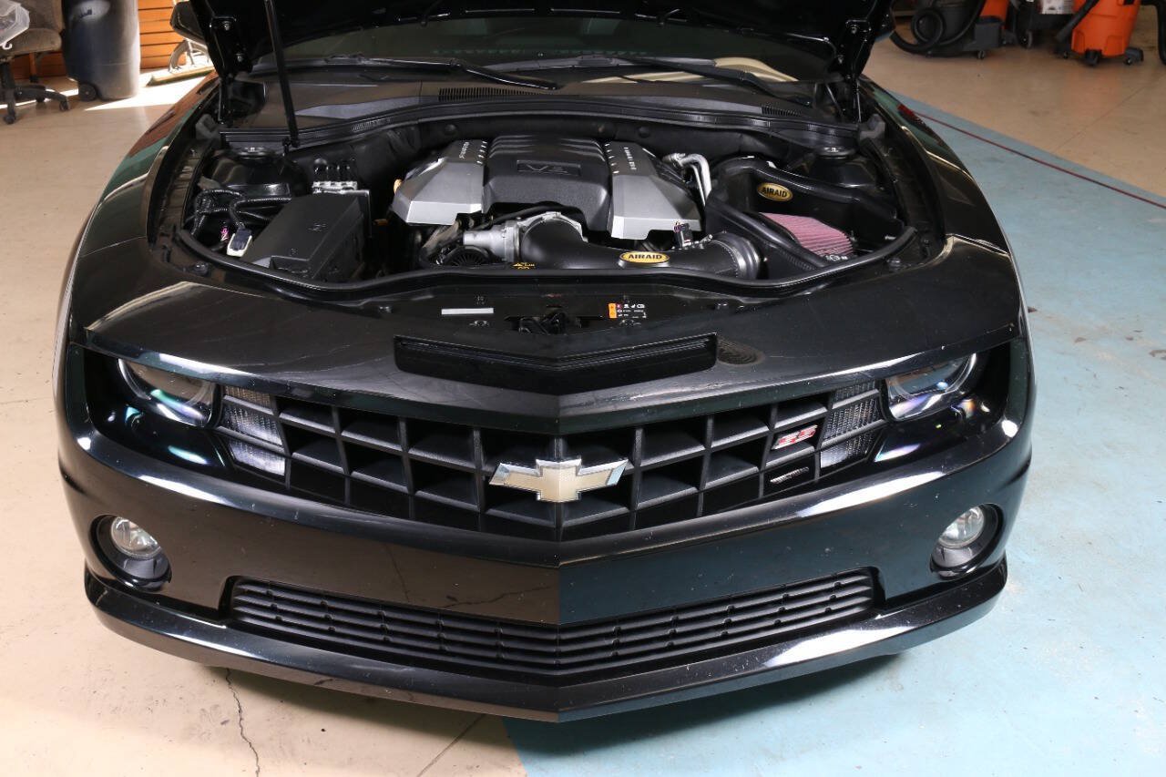 Used 2013 Chevrolet Camaro SS w/ RS Package RWD image 5