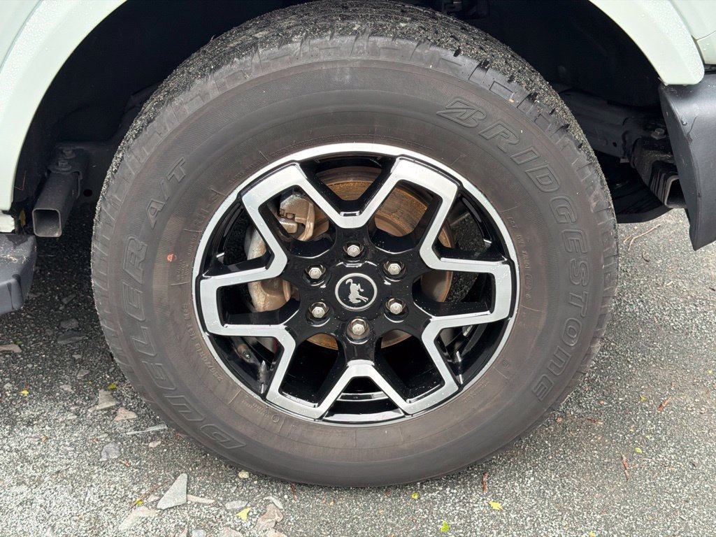 Used 2024 Ford Bronco Outer Banks AWD/4WD image 10