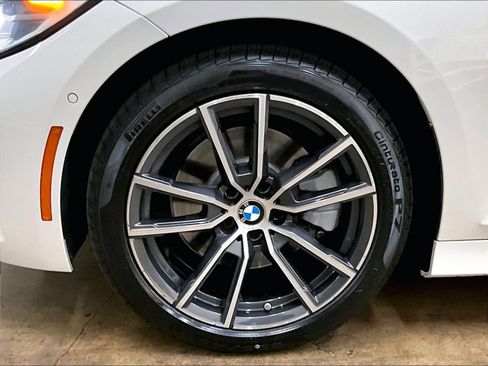 Used 2021 BMW 330i Sedan w/ Premium Package RWD image 12