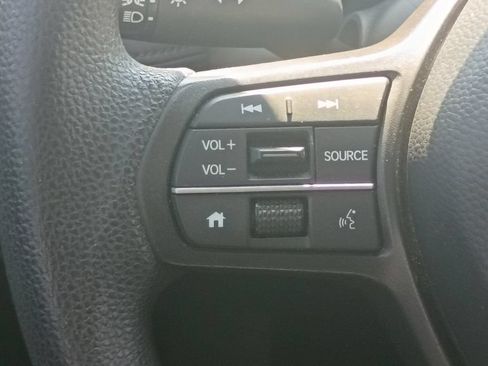 Certified 2025 Honda HR-V LX image 23