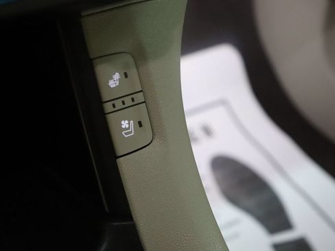 Used 2019 GMC Acadia Denali w/ Technology Package FWD image 54