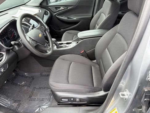 Used 2024 Chevrolet Malibu LT image 9