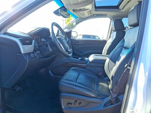 Used 2017 GMC Yukon SLT w/ Premium Edition image 13