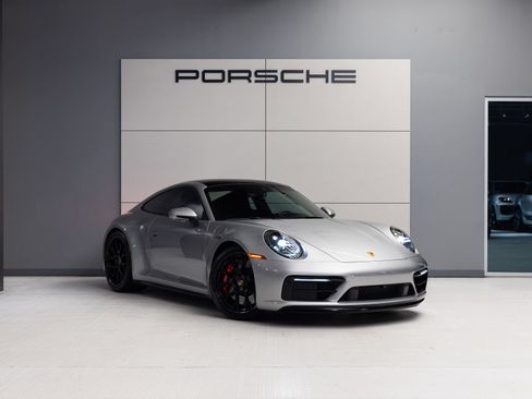 Certified 2023 Porsche 911 Carrera GTS RWD image 9