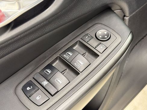 Used 2022 Jeep Cherokee Trailhawk w/ Sun, Sound & Nav Group AWD/4WD image 21