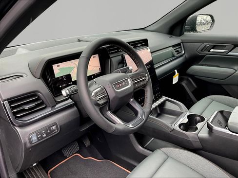 New 2026 GMC Terrain AT4 w/ Technology Package II AWD/4WD image 16