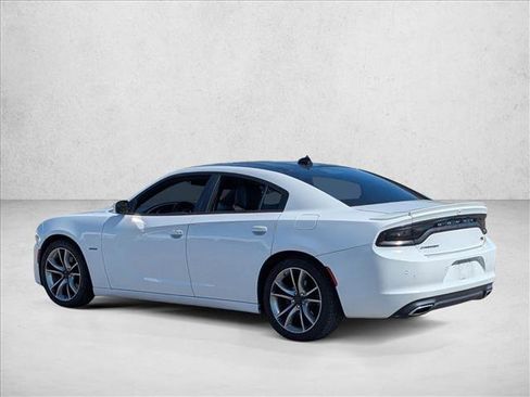 Used 2015 Dodge Charger R/T RWD image 7
