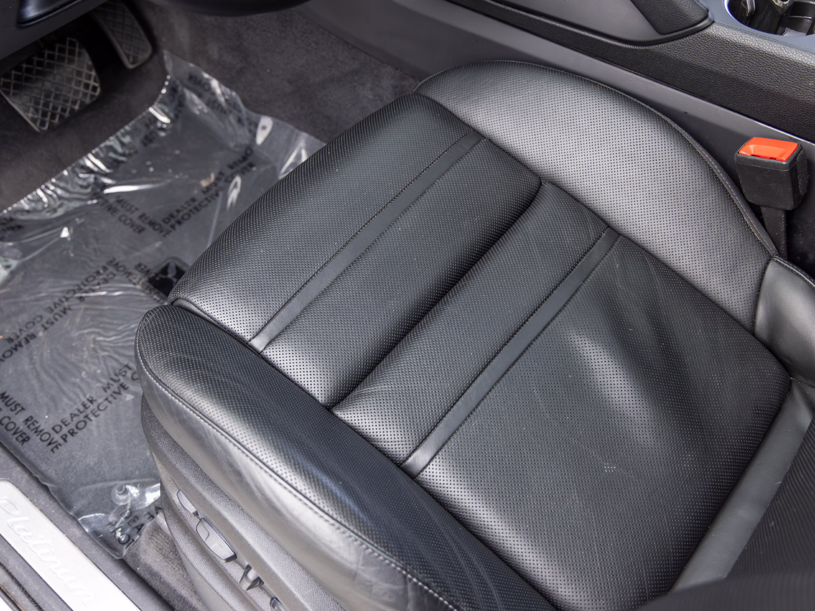 Certified 2022 Porsche Cayenne Platinum Edition AWD/4WD image 33