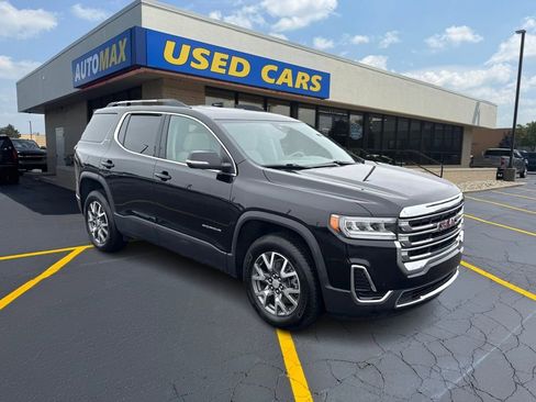 Used 2021 GMC Acadia SLE w/ Driver Convenience Package image 4