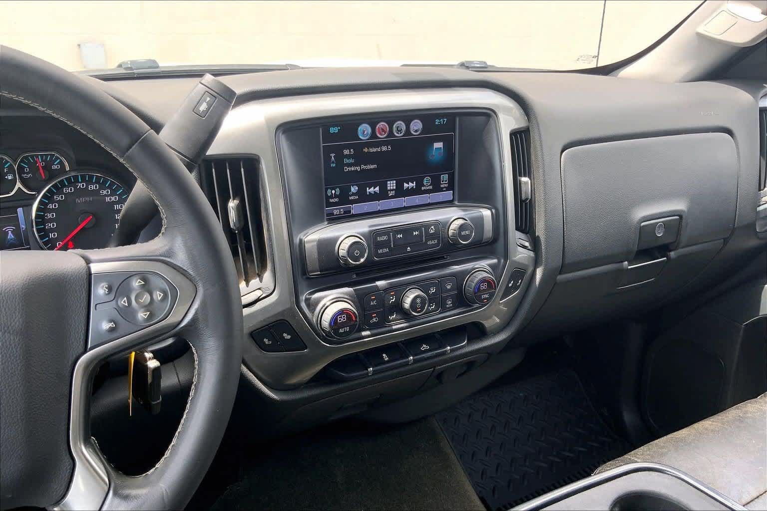 Used 2018 Chevrolet Silverado 1500 LT w/ All Star Edition RWD image 15