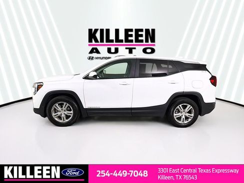 Used 2024 GMC Terrain SLE image 4