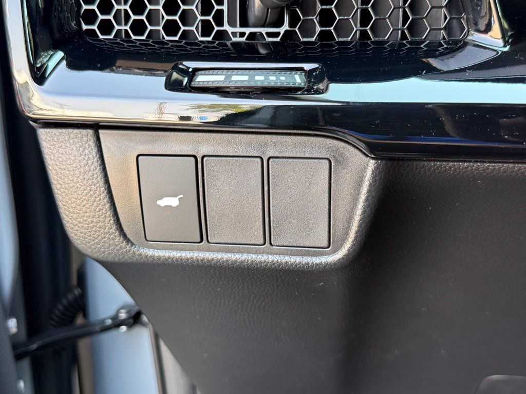Certified 2026 Honda CR-V Sport Touring image 27